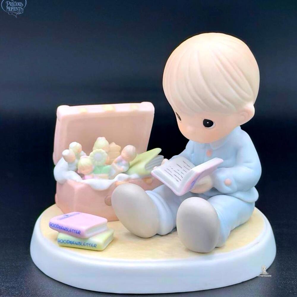 Precious Moments Figurine - Little Reader with Treasure Chest